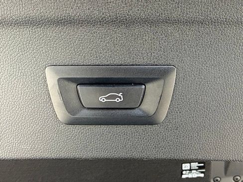 Certified 2024 BMW iX xDrive50 w/ Sport Package AWD/4WD image 17