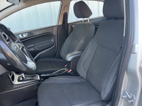Used 2015 Ford Fiesta SE FWD image 11