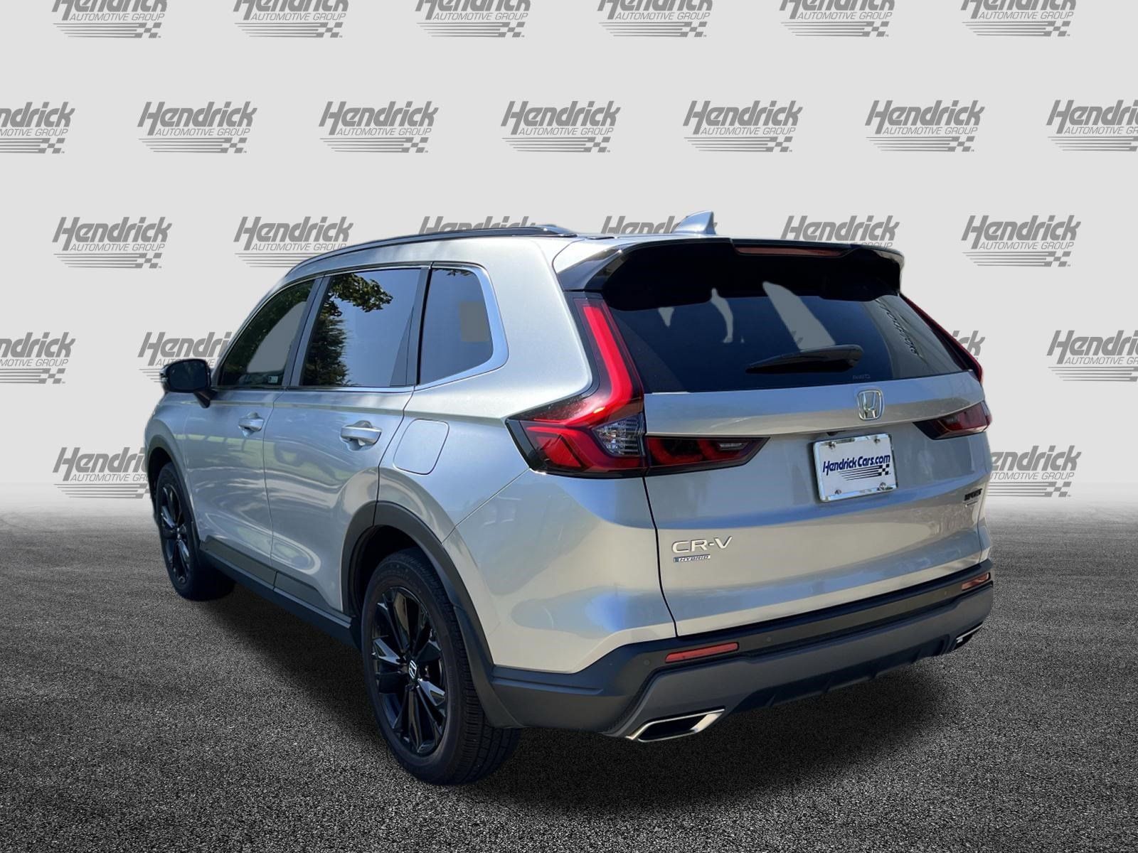 Used 2025 Honda CR-V Sport Touring image 8