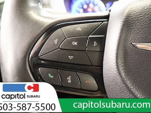 Used 2019 Chrysler Pacifica Touring Plus w/ S Appearance Package FWD image 15