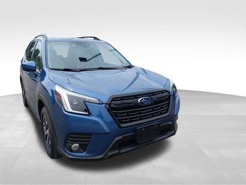 Used 2023 Subaru Forester Premium AWD/4WD image 4