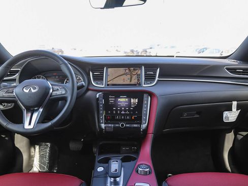 New 2025 INFINITI QX50 Sport image 14