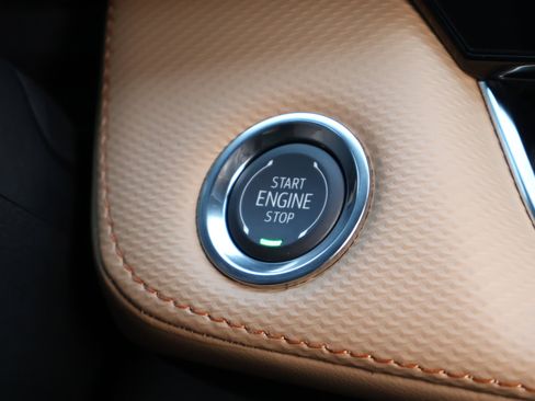 New 2026 Chevrolet Equinox ACTIV w/ Convenience Package III image 18