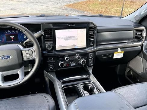 New 2026 Ford F250 Lariat w/ Lariat Ultimate Package AWD/4WD image 23