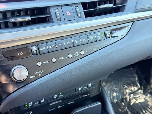 Used 2021 Lexus ES 350 w/ Premium Package FWD image 33