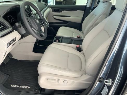 New 2026 Honda Odyssey EX-L image 4
