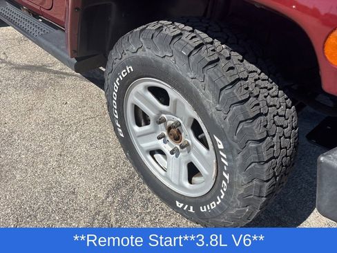 Used 2008 Jeep Wrangler Unlimited Sahara AWD/4WD image 19