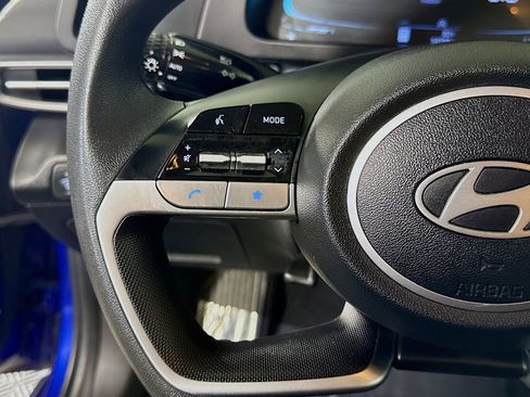 Used 2024 Hyundai Elantra SE image 14