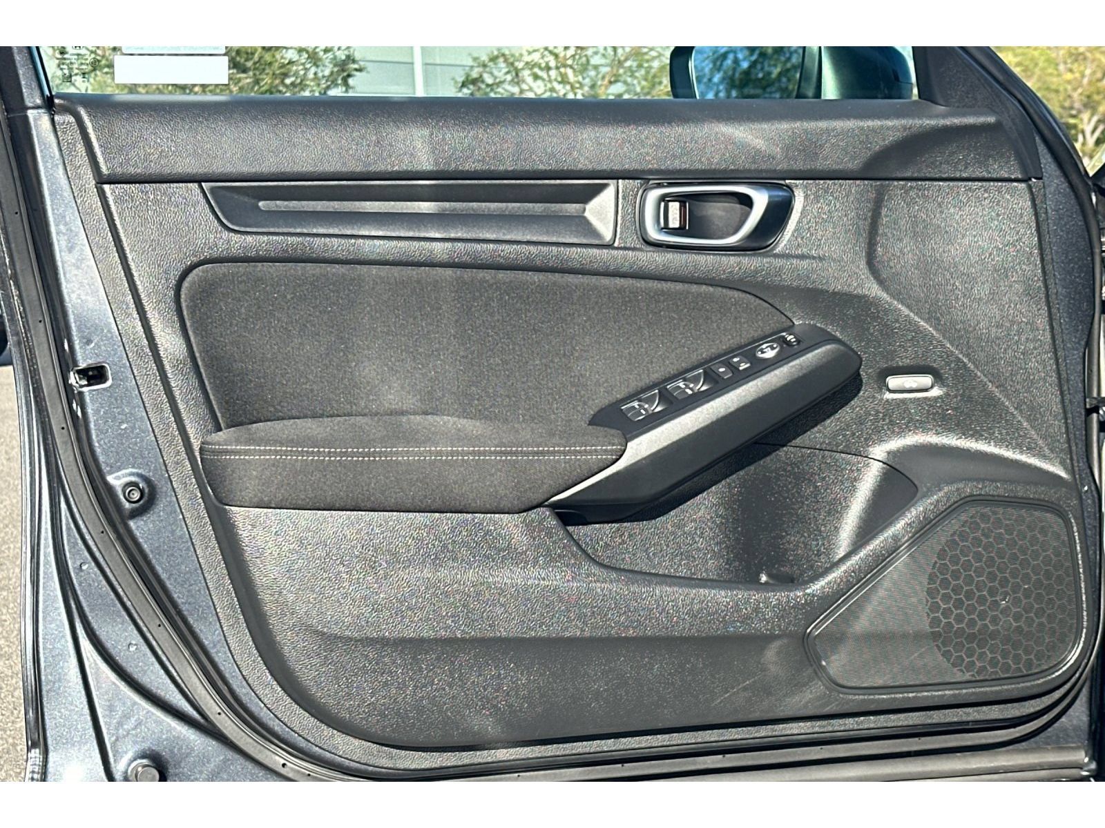 Used 2025 Honda Civic Sport image 11