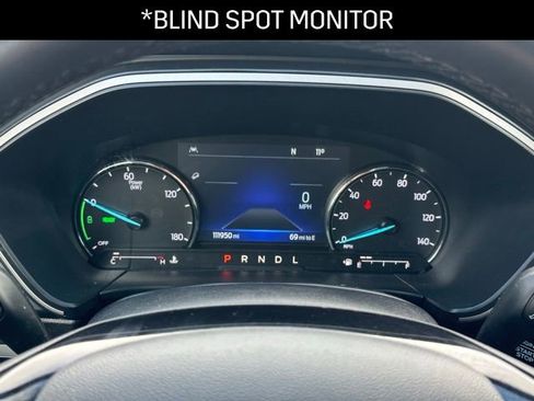 Used 2022 Ford Escape SE w/ Cold Weather Package image 8