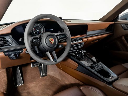 Used 2024 Porsche 911 Carrera 4 GTS image 2