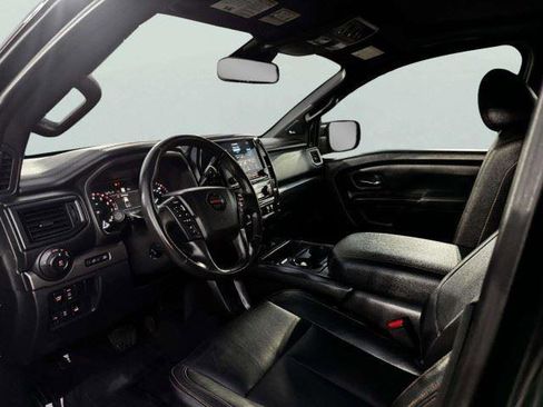 Used 2021 Nissan Titan PRO-4X w/ Pro-4x Convenience Package AWD/4WD image 22