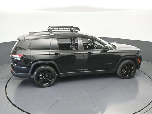 Used 2022 Jeep Grand Cherokee L Laredo RWD image 55