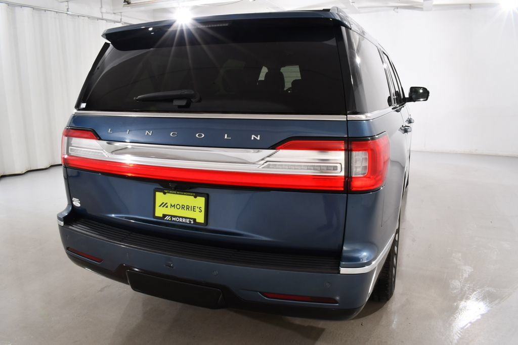 Used 2019 Lincoln Navigator L Reserve AWD/4WD image 12
