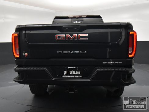 Used 2020 GMC Sierra 2500 Denali w/ Denali Ultimate Package image 5
