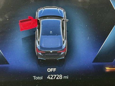 Used 2024 BMW i4 eDrive35 w/ Convenience Package RWD image 19