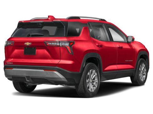 Used 2026 Chevrolet Equinox LT w/ Convenience Package II FWD image 2