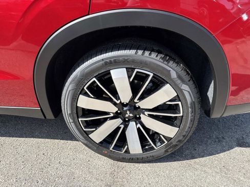 New 2025 Mitsubishi Outlander SE image 7