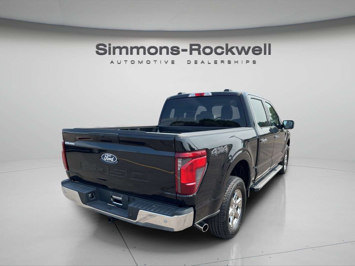 Used 2025 Ford F150 XLT w/ Equipment Group 301A Standard AWD/4WD image 5