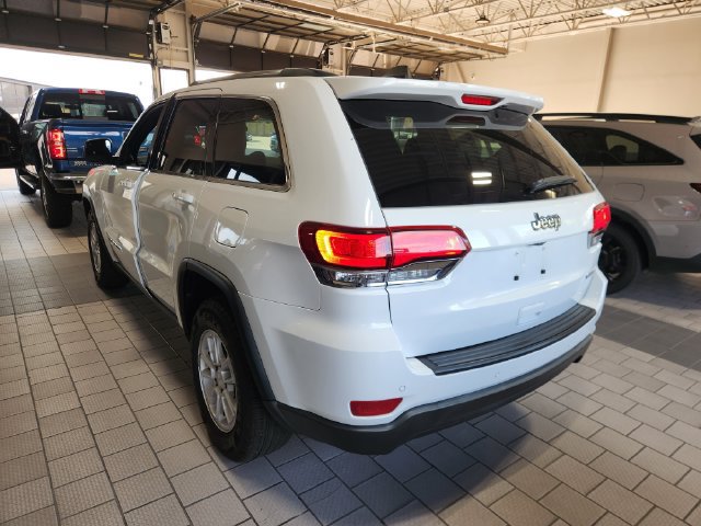 Used 2020 Jeep Grand Cherokee Laredo RWD image 4