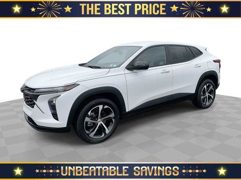 Certified 2024 Chevrolet Trax RS image 1