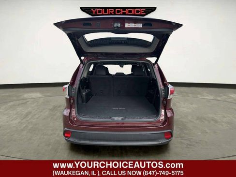 Used 2015 Toyota Highlander Plus AWD/4WD image 16