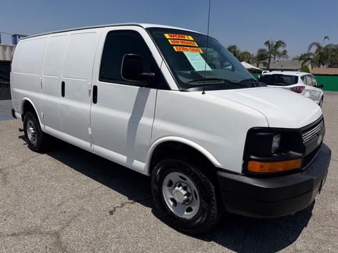Used 2007 Chevrolet Express 3500 RWD image 3