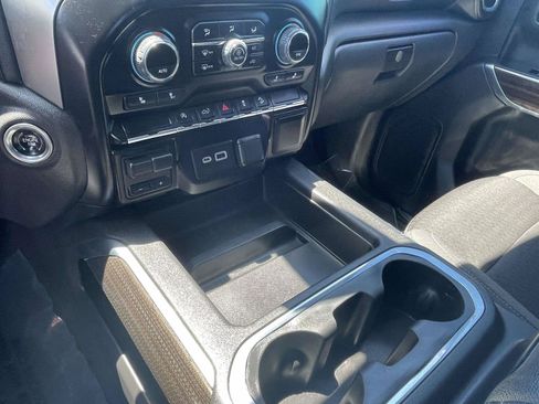 Used 2021 Chevrolet Silverado 1500 RST AWD/4WD image 34