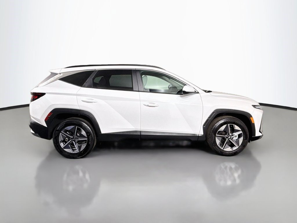 Used 2026 Hyundai Tucson SEL Plus AWD/4WD image 11