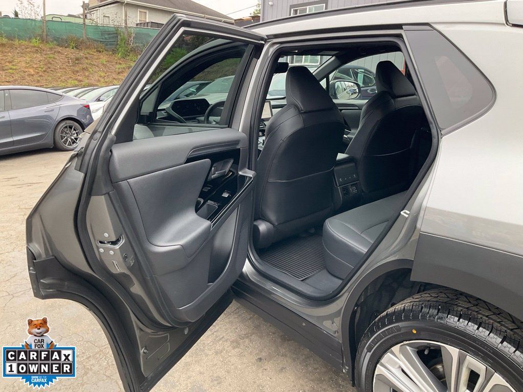 Used 2023 Subaru Solterra AWD image 27