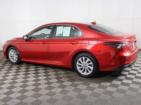 Used 2024 Toyota Camry LE image 10