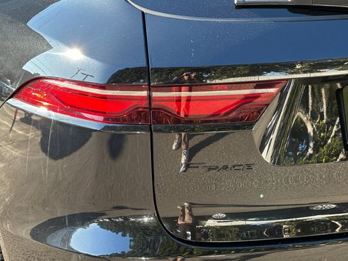 Used 2023 Jaguar F-PACE S image 14