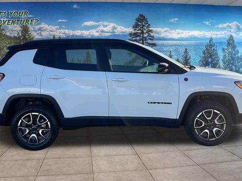 New 2026 Jeep Compass Trailhawk image 4