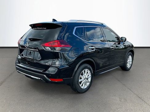 Used 2020 Nissan Rogue SV FWD image 26