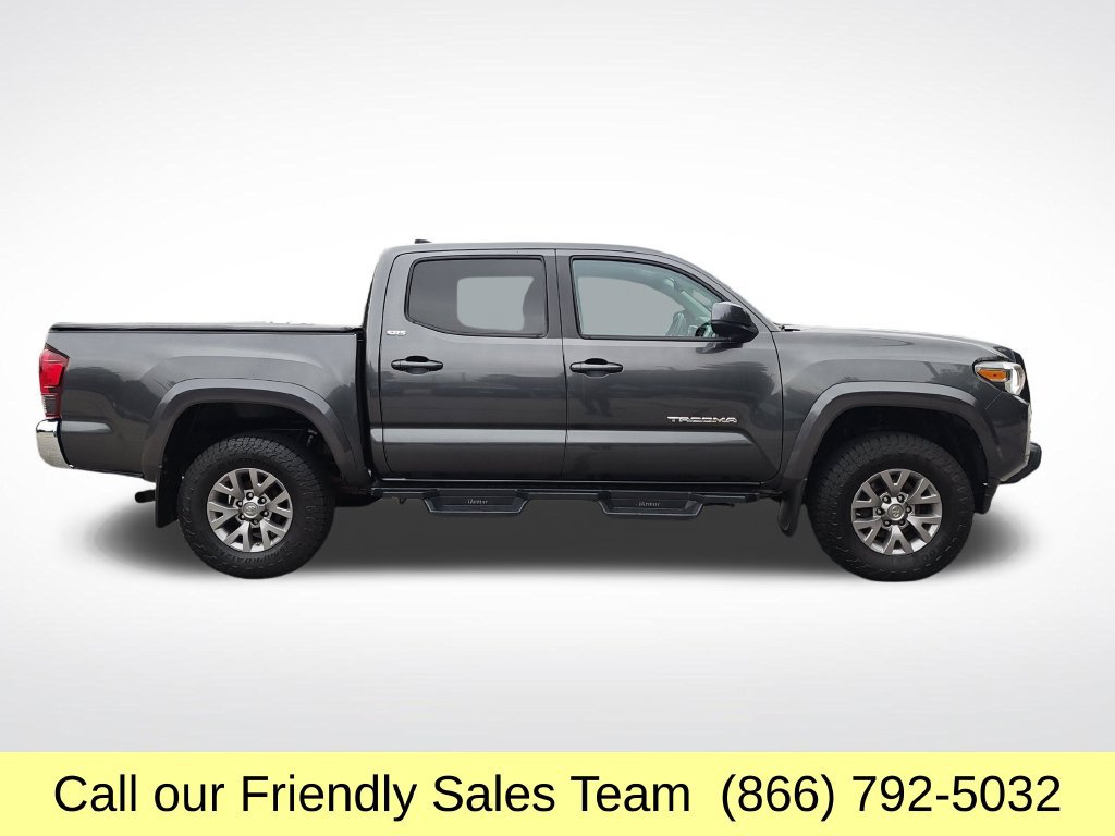 Used 2019 Toyota Tacoma SR5 AWD/4WD image 7