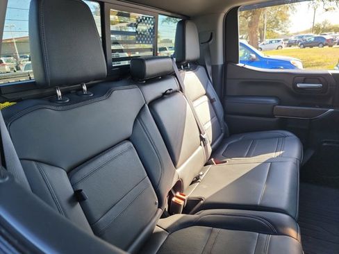 Used 2022 GMC Sierra 1500 Denali w/ Denali Premium Package image 17