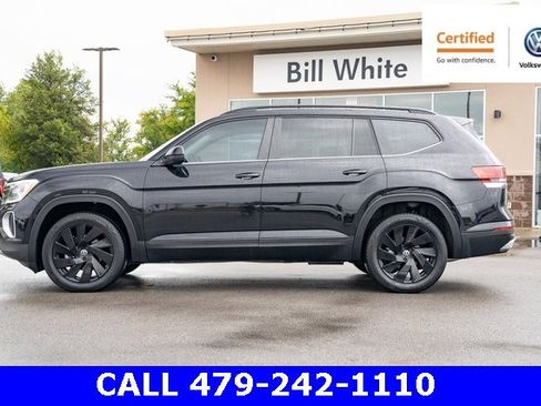 Certified 2024 Volkswagen Atlas SE w/ Black Wheel Package image 3