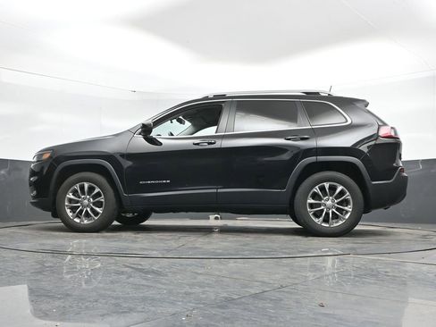 Used 2020 Jeep Cherokee Latitude Plus image 38