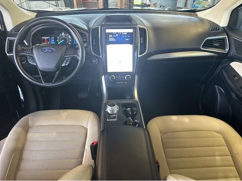 Used 2024 Ford Edge SE AWD/4WD image 8