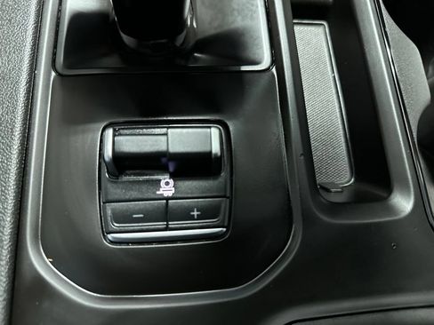 Used 2023 GMC Sierra 1500 AT4 w/ Technology Package AWD/4WD image 24