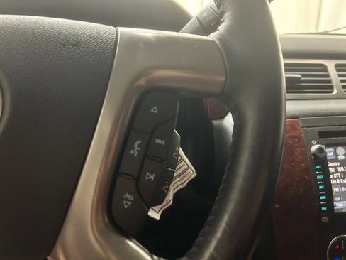 Used 2012 Chevrolet Suburban LTZ AWD/4WD image 11