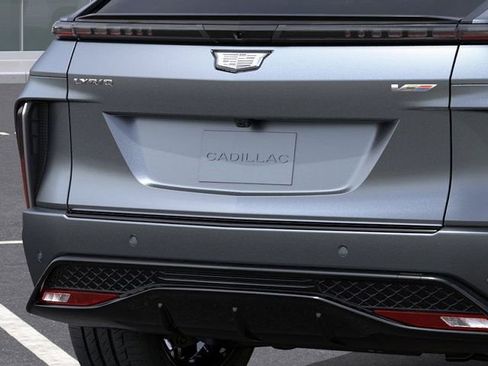 New 2026 Cadillac Lyriq V image 14