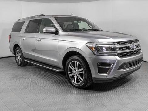 Used 2023 Ford Expedition Max Limited image 9