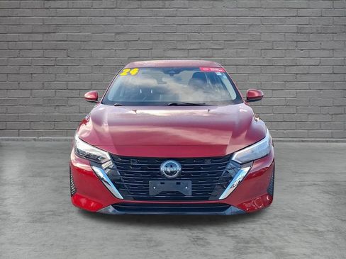 Used 2024 Nissan Sentra SV FWD image 2