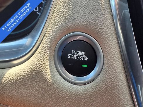 Used 2023 Chevrolet Traverse LS FWD image 28
