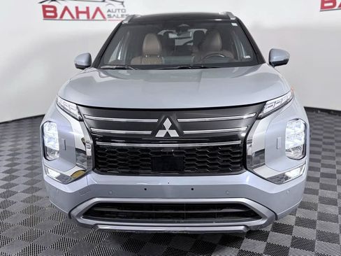 Used 2025 Mitsubishi Outlander SEL AWD/4WD image 9