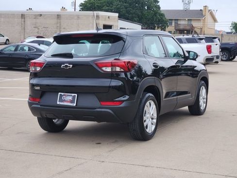 Used 2023 Chevrolet TrailBlazer LS FWD image 14