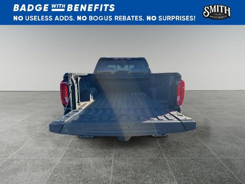 Used 2025 GMC Sierra 1500 Denali w/ Technology Package AWD/4WD image 7
