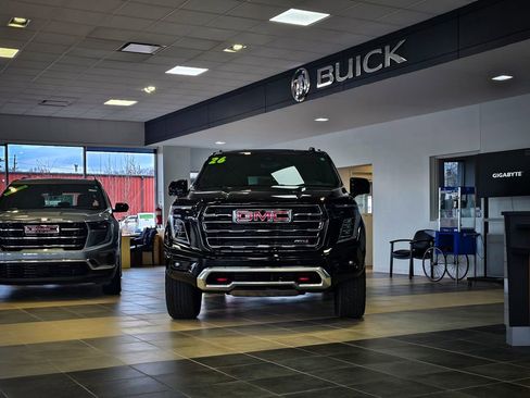 Certified 2026 GMC Yukon AT4 w/ AT4 Premium Package image 3