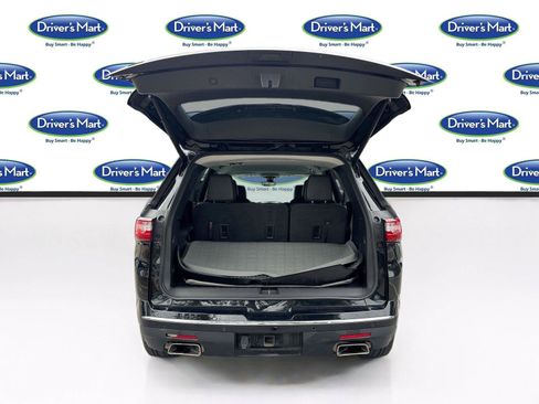 Used 2020 Chevrolet Traverse Premier FWD image 27